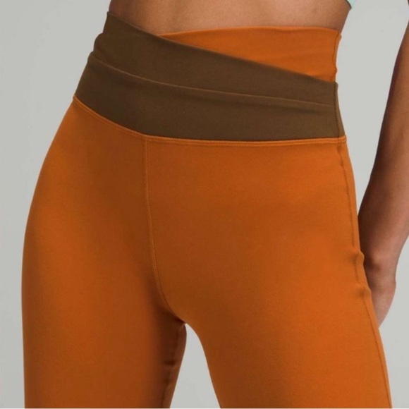 Lululemon Throwback Colorblock Astro Pant Legging NWT Size 10 - Picture 4 of 11